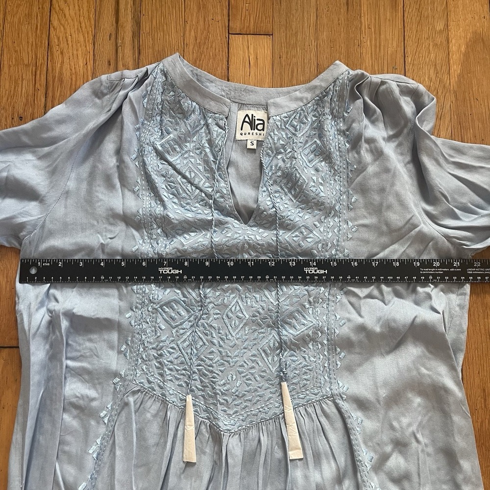 NWOT Womens Small Blue Embroidered Tunic Blouse Shirt Pullover Tassel Boho Flowy - Picture 9 of 14